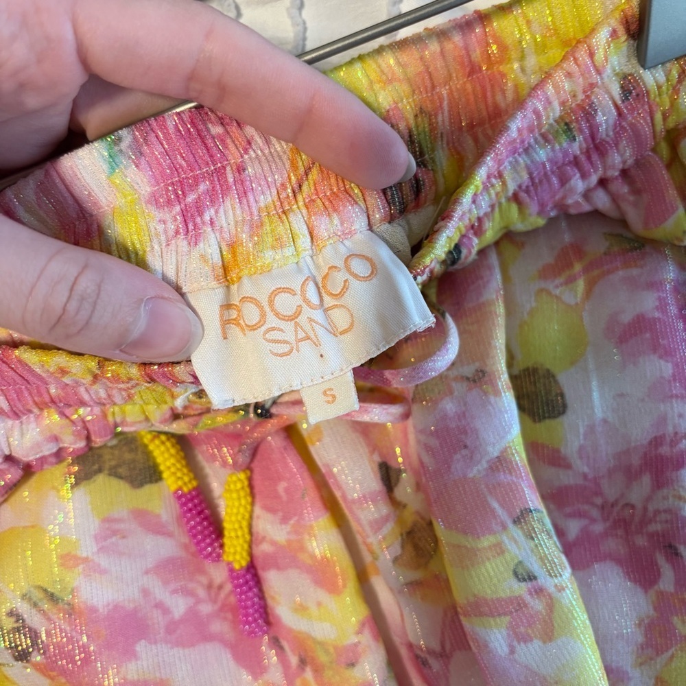 Rococo Sand Nesh Floral Shorts Yellow Pink Scallop Hem Size S - Picture 7 of 10